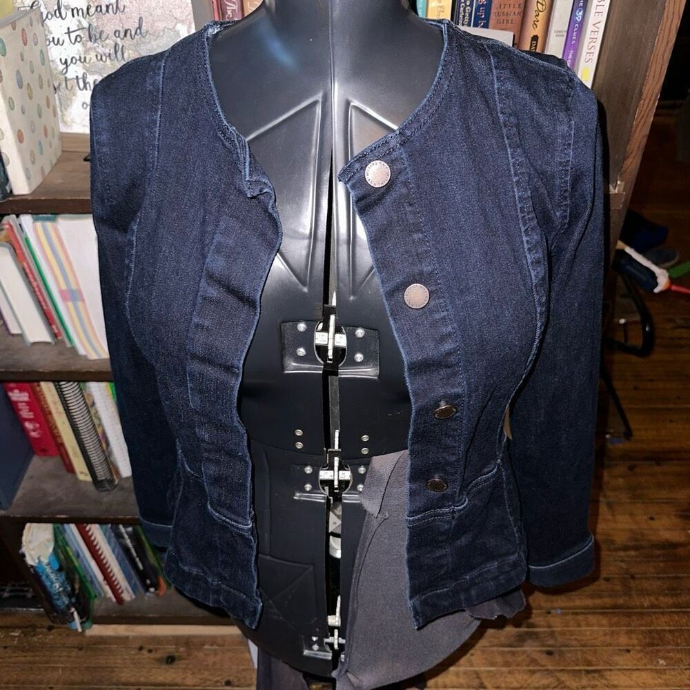 Ann Taylor collarless XS denim stretchy jacket
